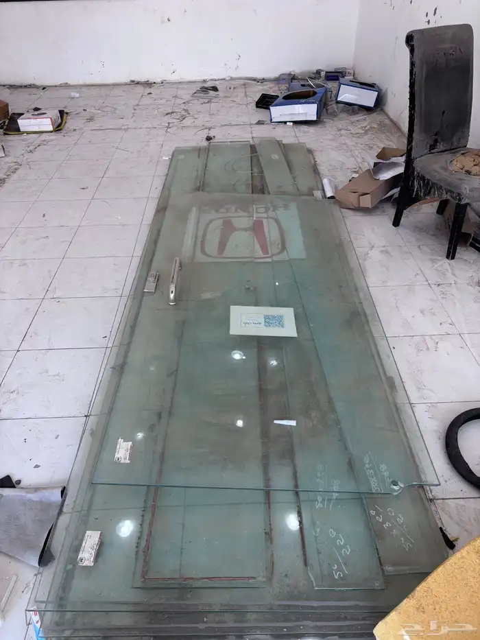 للبيع واجهة محل قزاز سكيورت 3