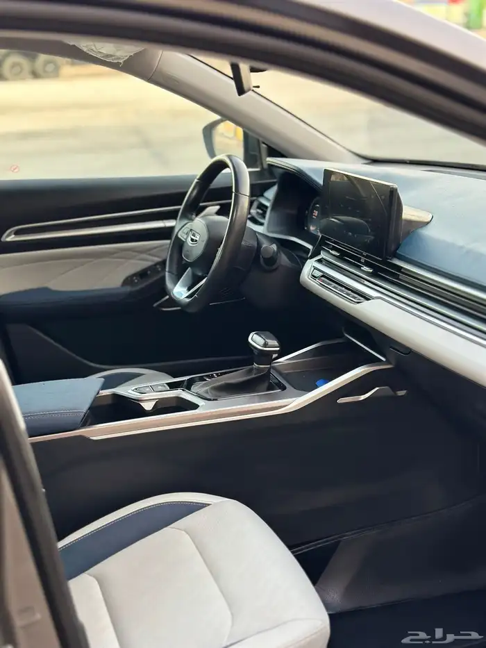 جيلي امجراند 7 عداد 54 الف 7