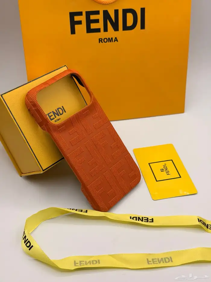 بيوت جوال أيفون 17 ماركات عالمية 10