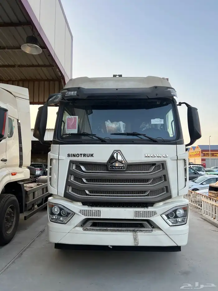 شاحنة ساينو ترك 2025 ضمان سنتين 1