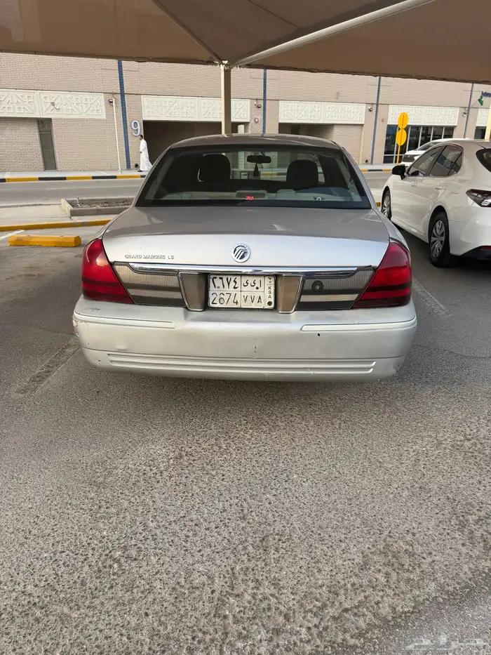 فورد ماركيز 2009 LS . 10