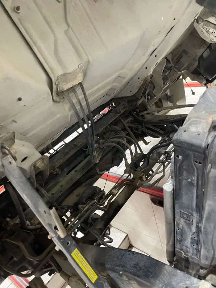 دنا ايسوزو شبه مخزنه موديل 2000 طرمبة كبيره كل شي على الشرط 26