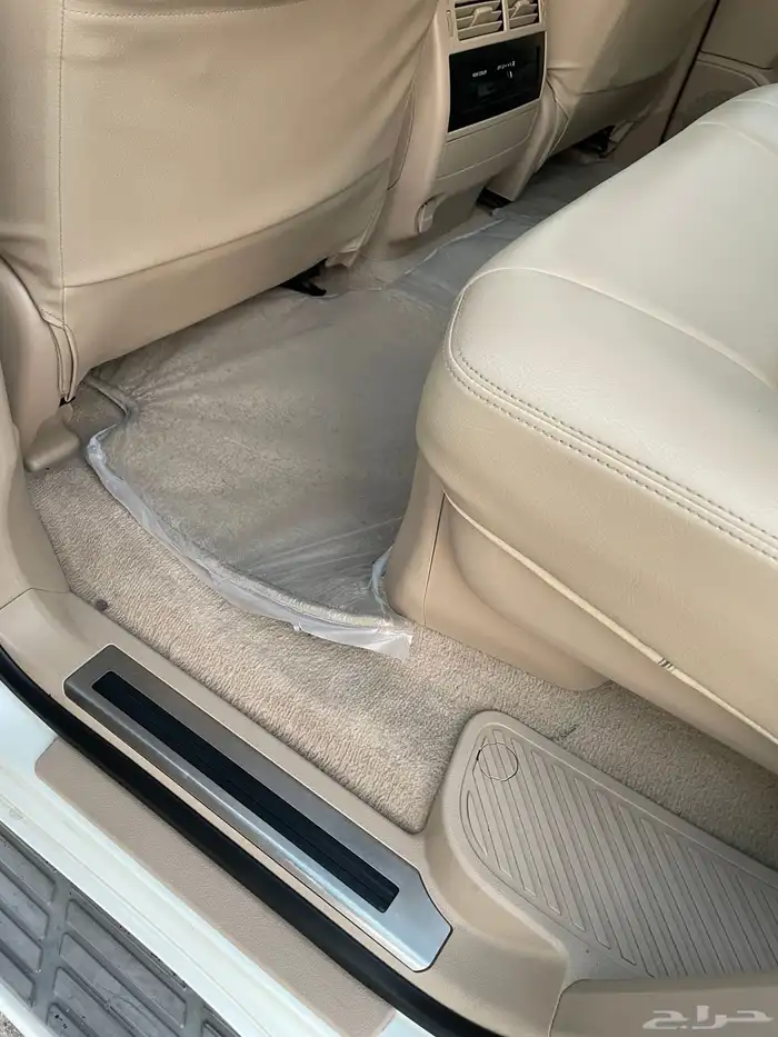 لاندكروزر 2014 GXR 32