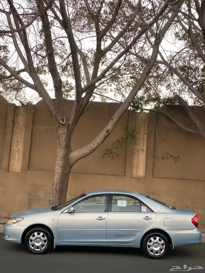 للبيع كامري 2004 3