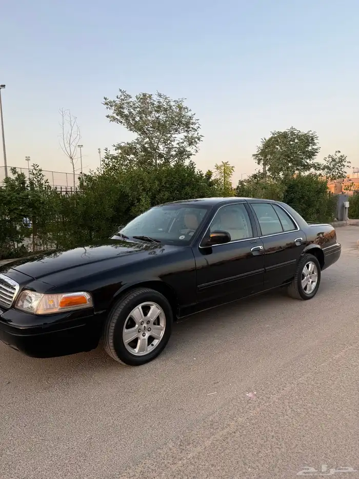 فورد فكتوريا 2011 نظيف جدا 30