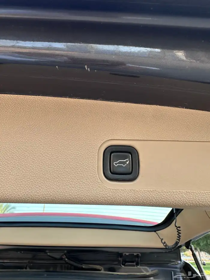 كاديلاك اسكاليد 2011 فل كامل الجميح 40