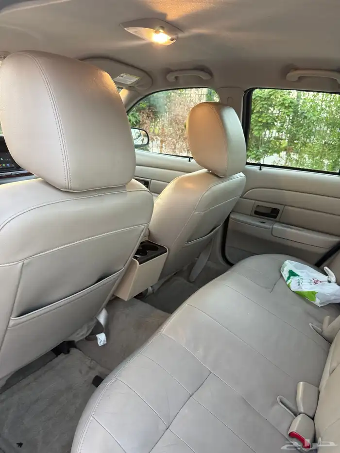 فورد فكتوريا 2011 نظيف جدا 47