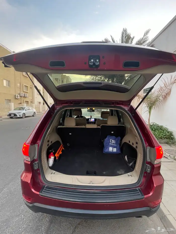 جيب جراند شيروكي 2014 11