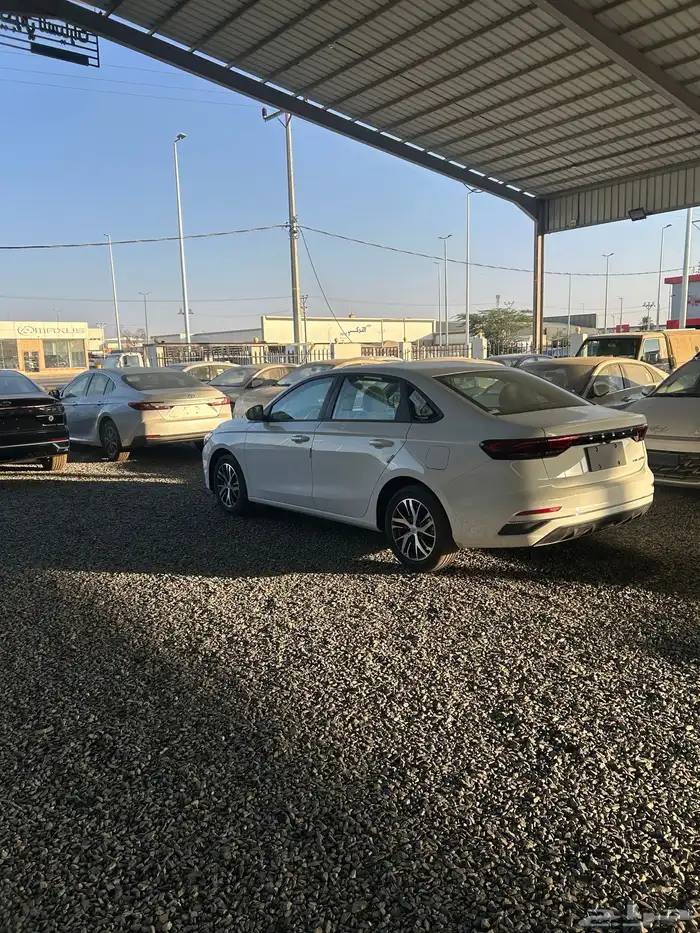 جيلي امجراند ستاندر 0