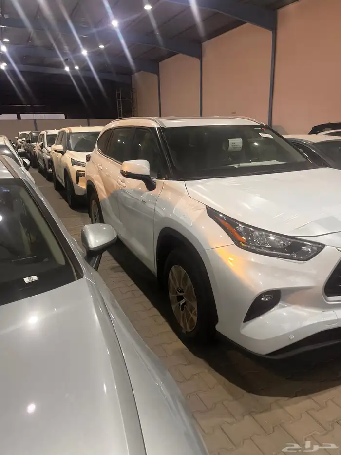 هايلاندر هايبرد دفع رباعي تويوتا كاش وتمويل بنكي 2