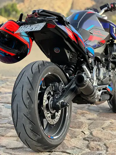 BMW F900R 2024 (2600KM) index