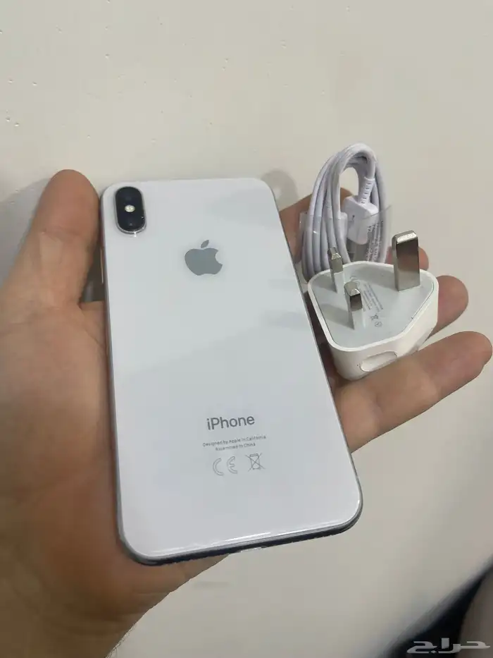 ايفون اكس 256 بطاريه 100 مع الاغراض ومتاح تمارا 1