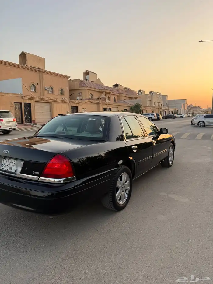 فورد فكتوريا 2011 نظيف جدا 60