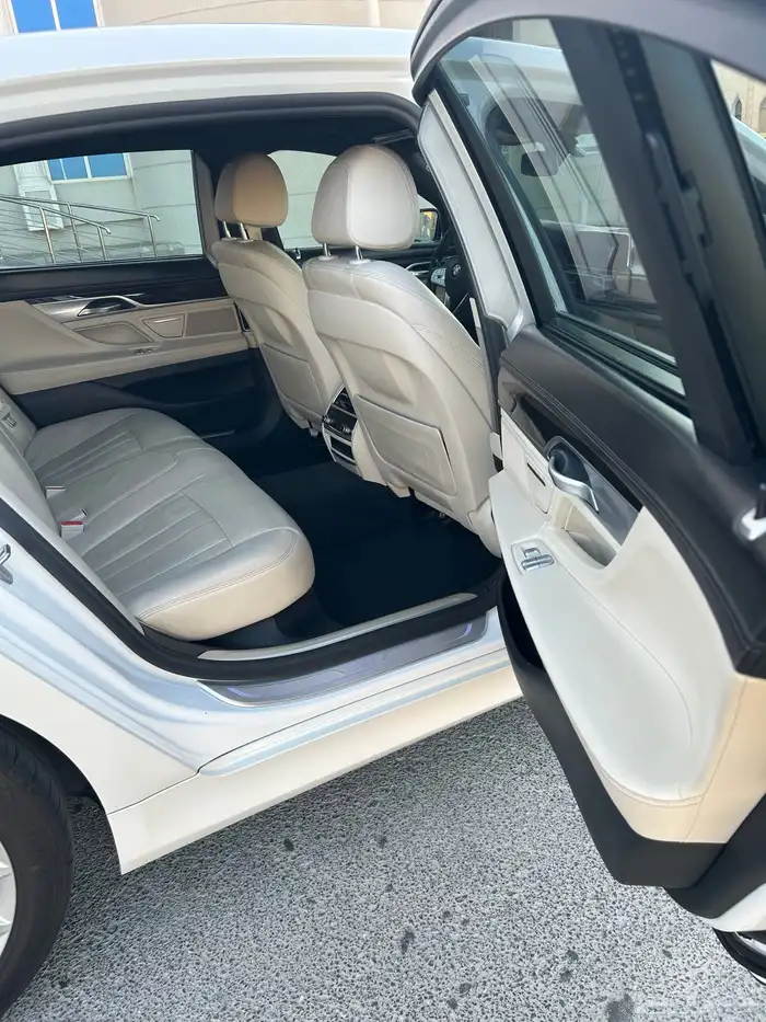 بريميوم BMW 730 LI 5