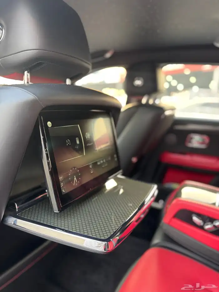 رولزرويس قوست 2023 - بلاك بادج - ضمان وصيانة مجانية 18