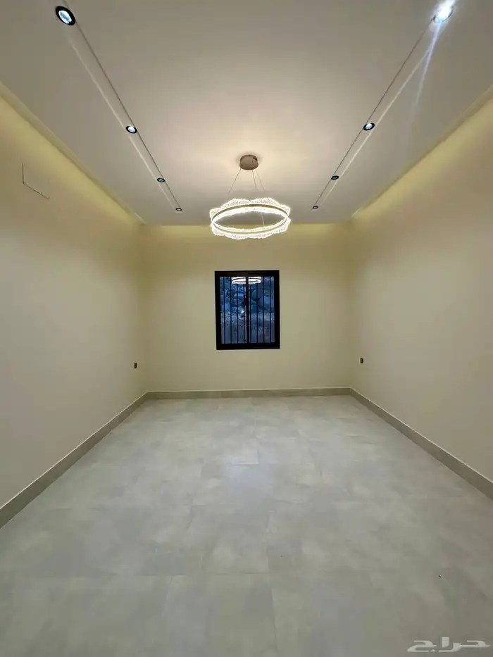 للبيع شقق علويه6غرف مع سطح ومصعد شغال بأبها-المحاله520الف 11