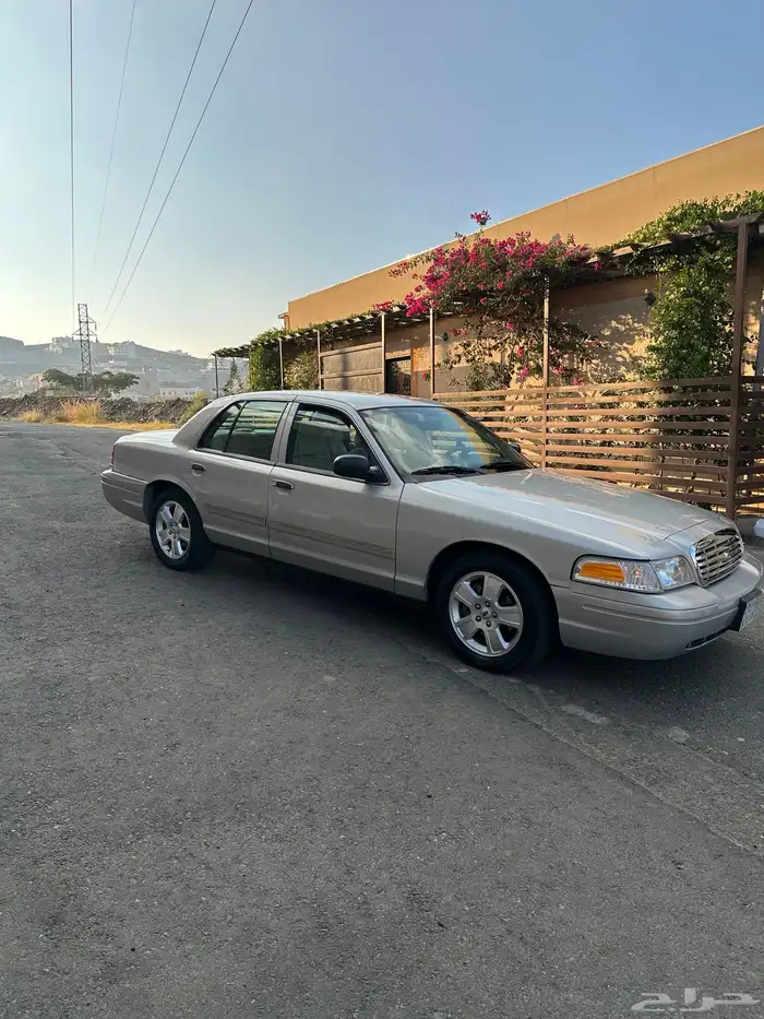 فورد كروان فكتوريا 2011 وكاله 15