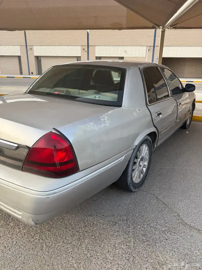 فورد ماركيز 2009 LS . 11