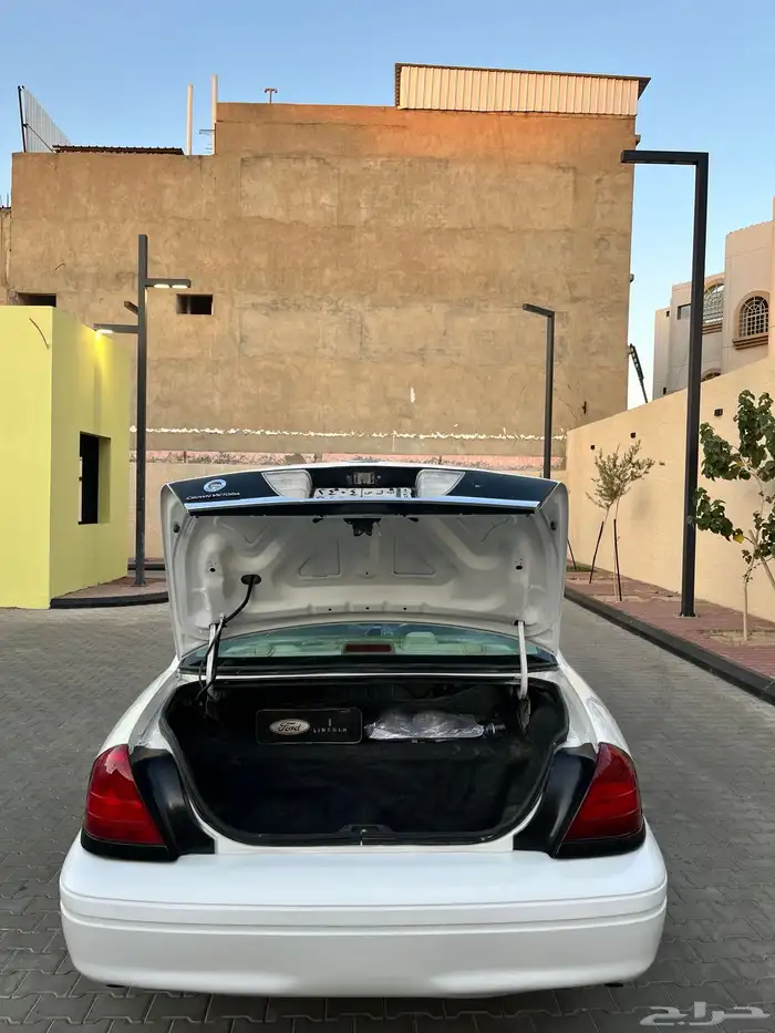 فورد فكتوريا 0