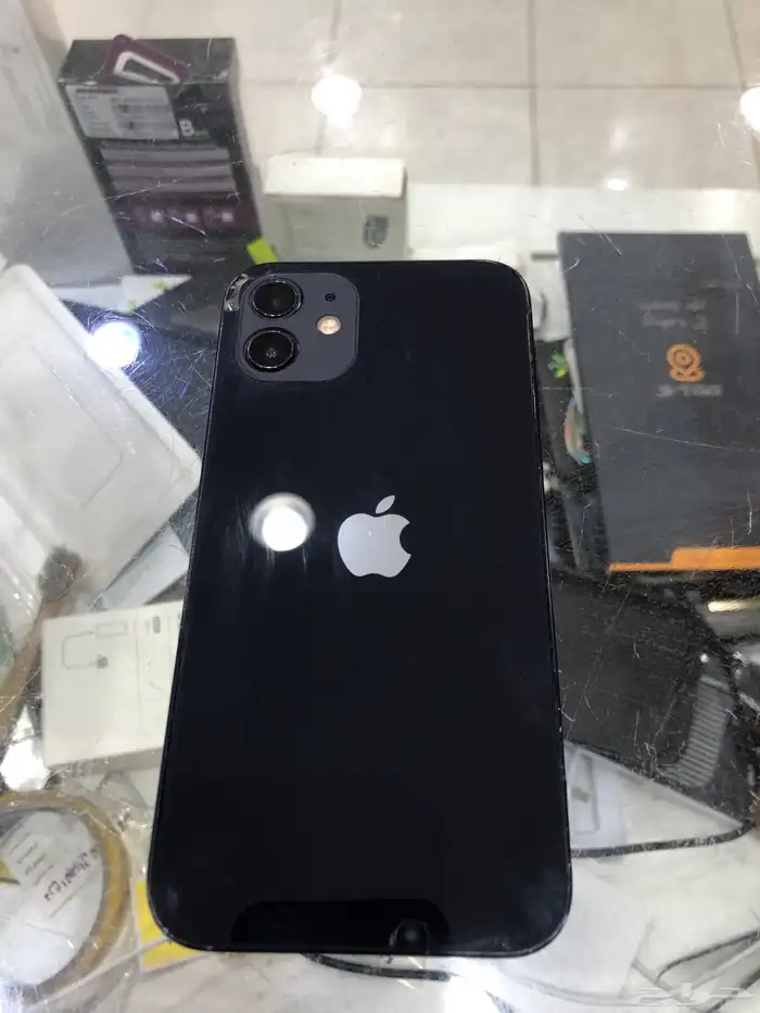 ايفون 12 عادي 256 قيقا 0