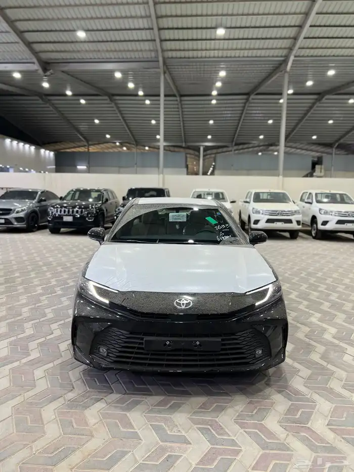 تويوتا كامري 2025 ستاندر سعودي اصفار صادر لوحات 0