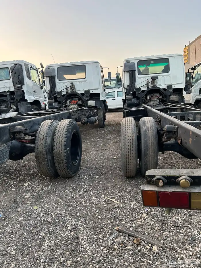 لوري ايسوزو عدد2 2