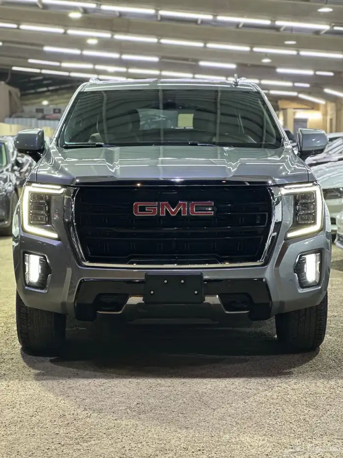 جي ام سي يوكن 2023 طويل دبل وكالة 4