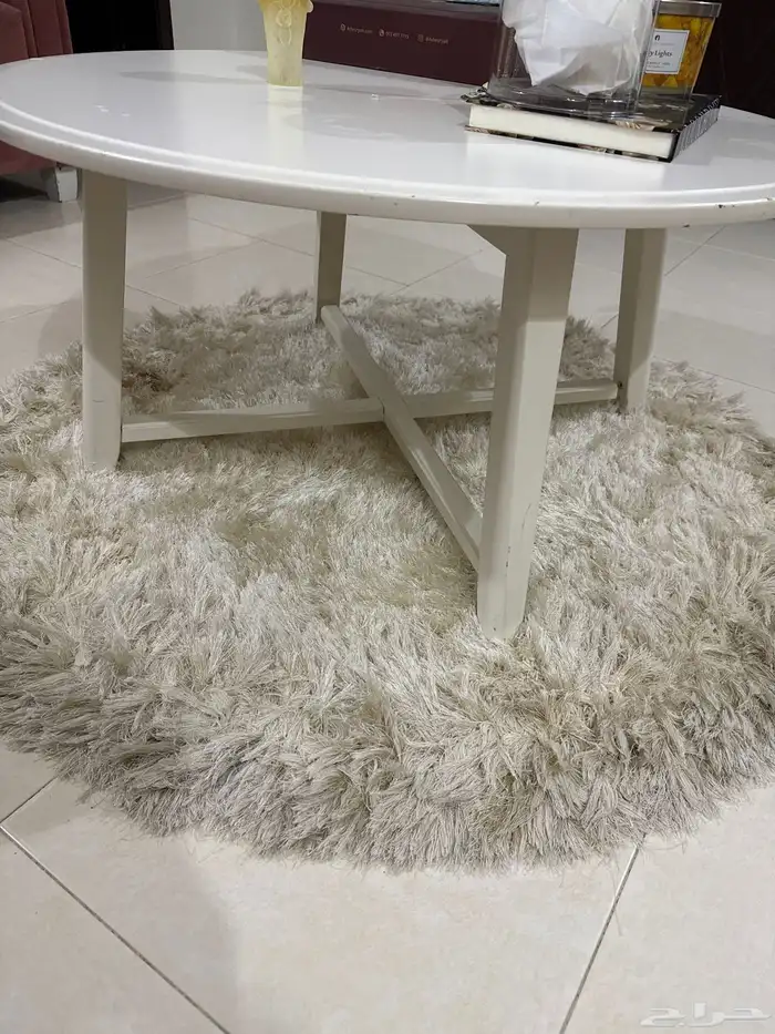 طاولات للبيع مع الفرشه 0