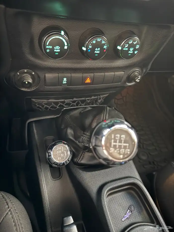 Jeep wrangler 2017 3.6 V6 (manual gear) 4