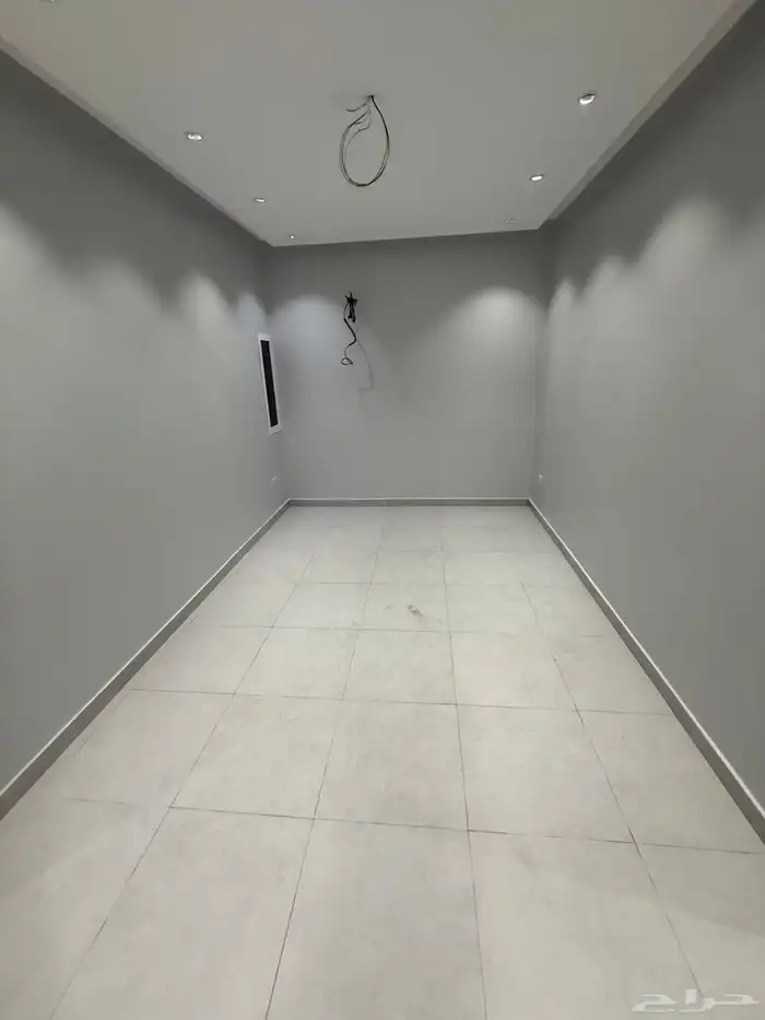 شقة جديده للإيجار حي الريان 2