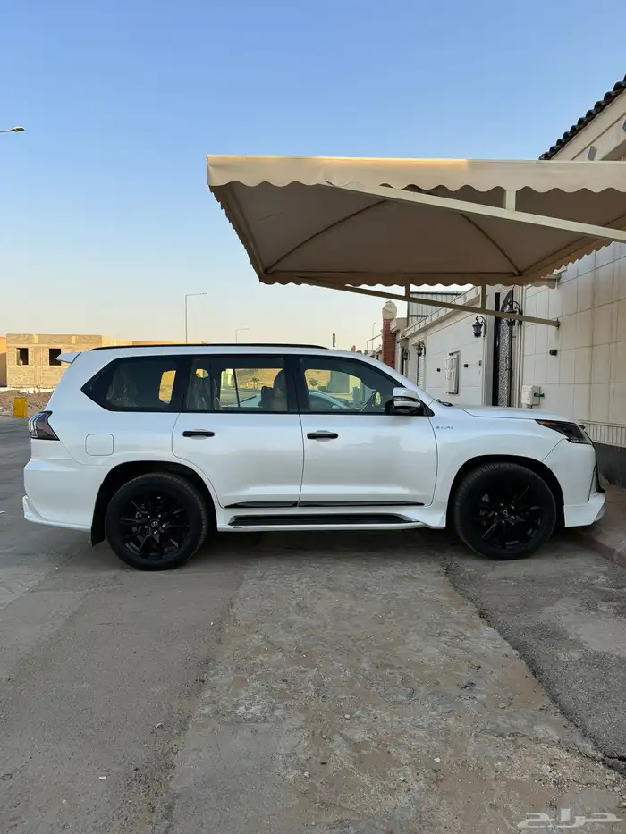 لكزس 2016 فل كامل 1