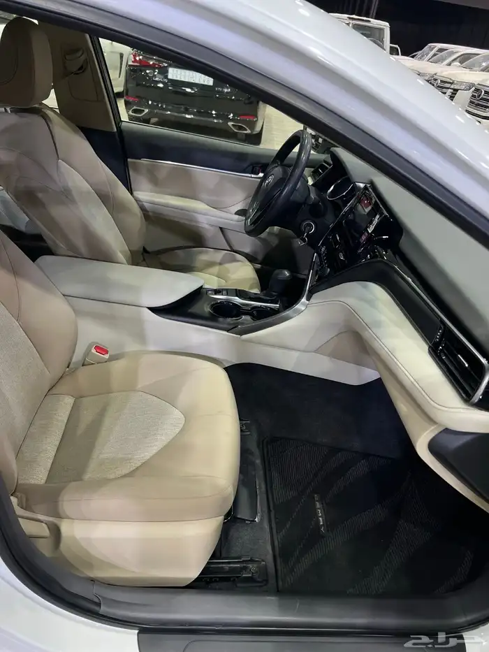 تويوتا كامري 2022   LE سعودي ماشي 165 الف قمة فالنظافة 5