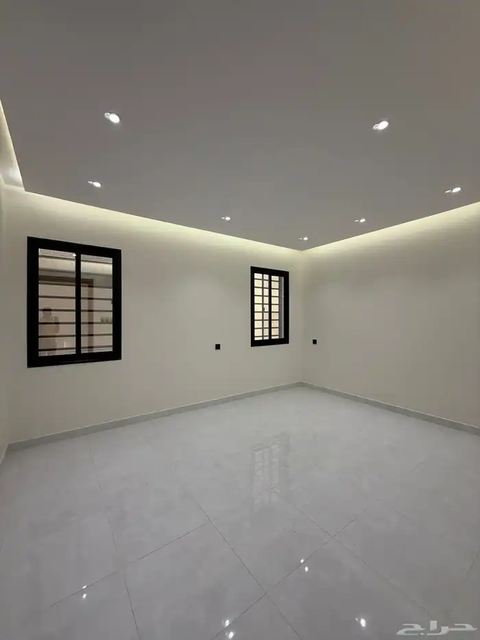 للبيع روف علوي وروف ارضي ببايكة سيارة ف شمال الخميس 36