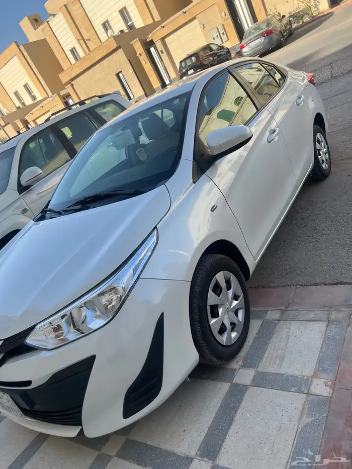 تايوتا يارس 4