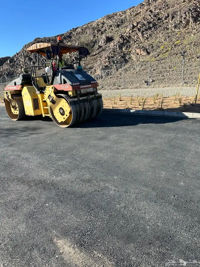 فرادة اسفلت Asphalt Group Paver Machine 3