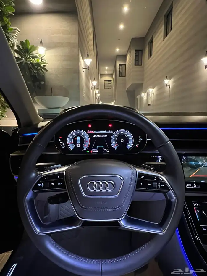 اودي A8L عداد قليل 2020 29