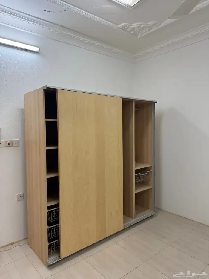 دولاب واقف 1