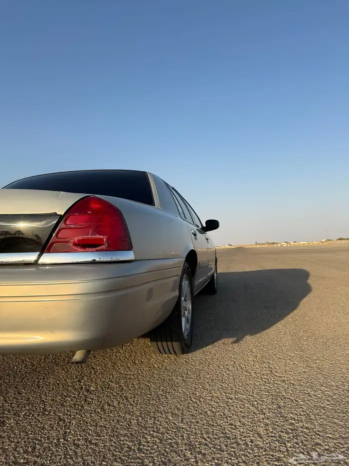 فورد كراون فكتوريا 2012 مدني 9