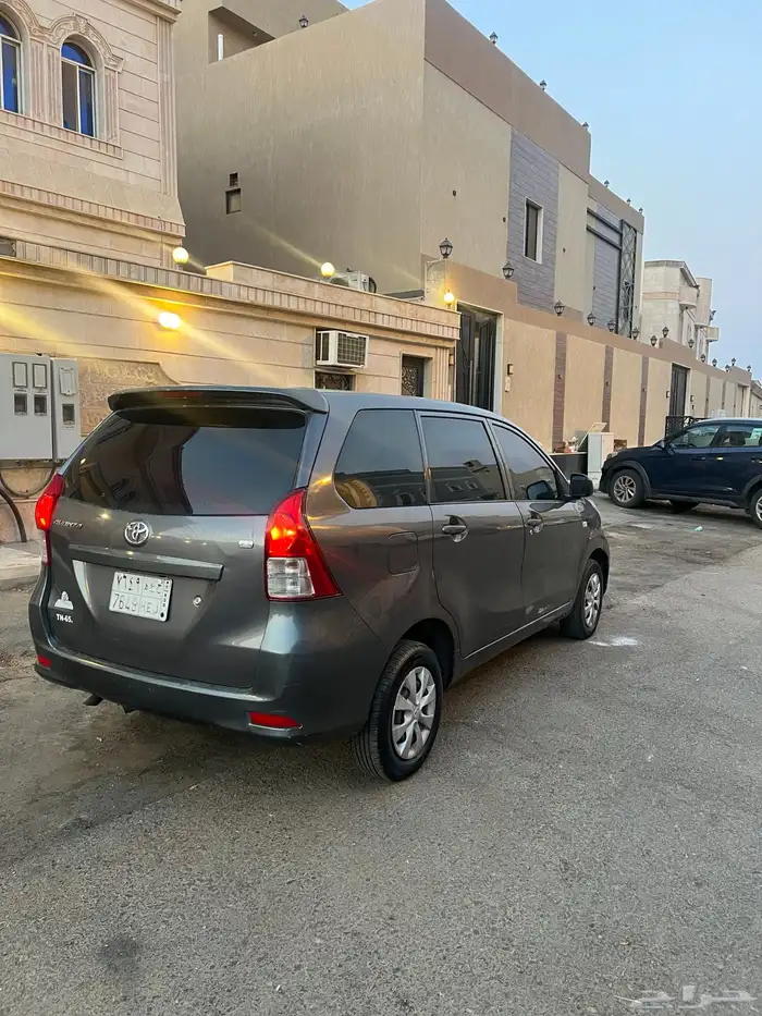 تايوتا افانزا 2015 للبيع 2