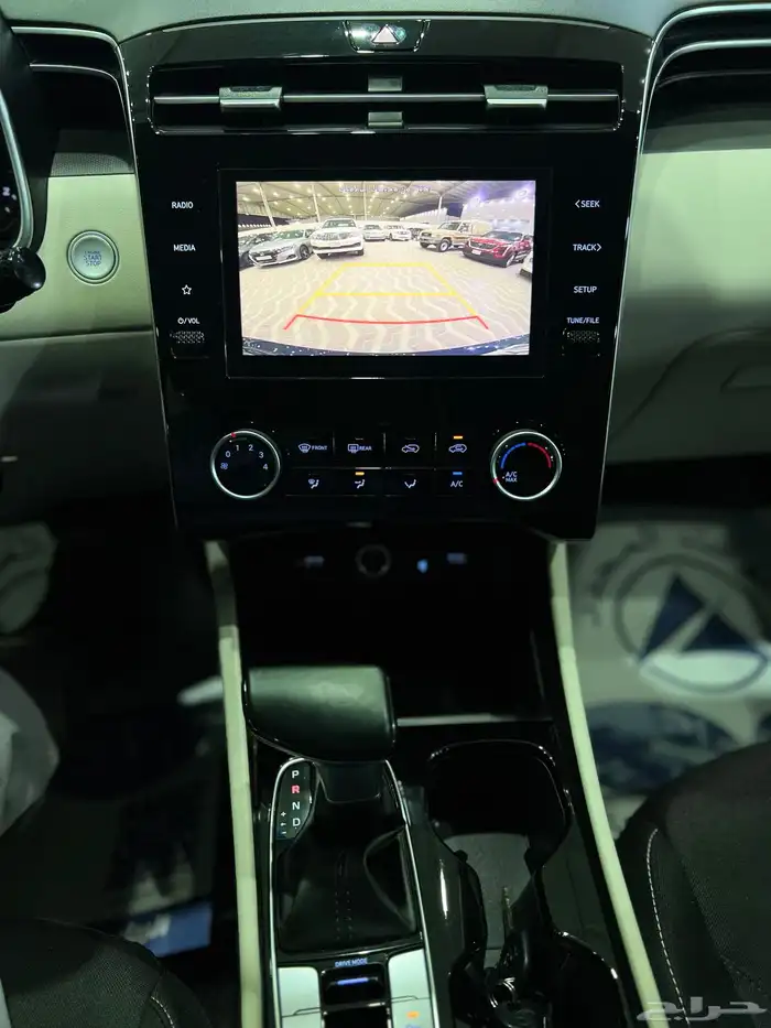 هيونداي توسان 2023 سعودي مكينة 2.0 ماشي 79 الف قمة فالنظافة 13