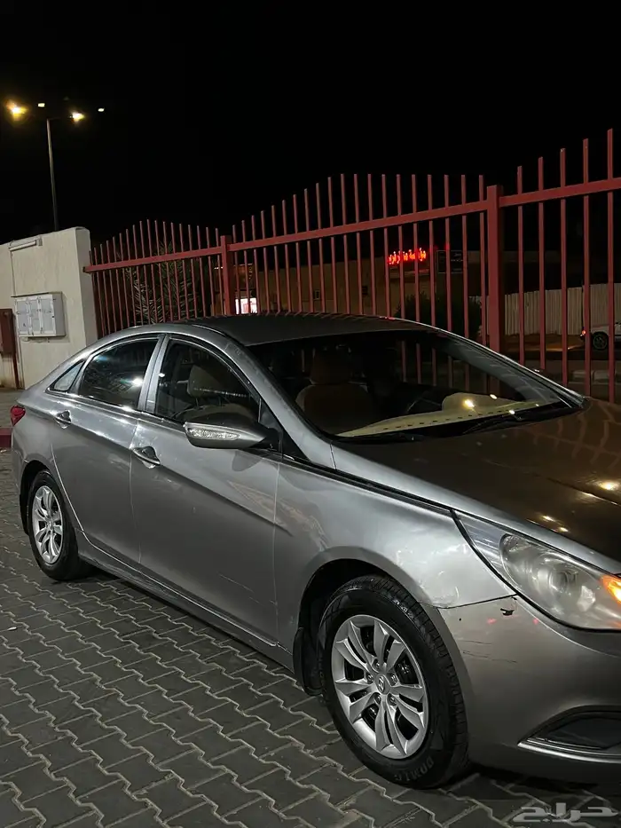 للبيع سوناتا 2013 نظيفة استندر 0