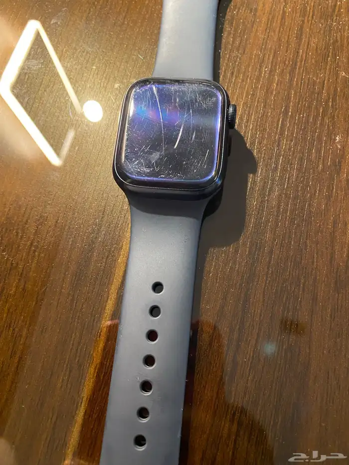 ساعة ابل واتش سيريس 7 لون اسود نسخة الاتصال 1