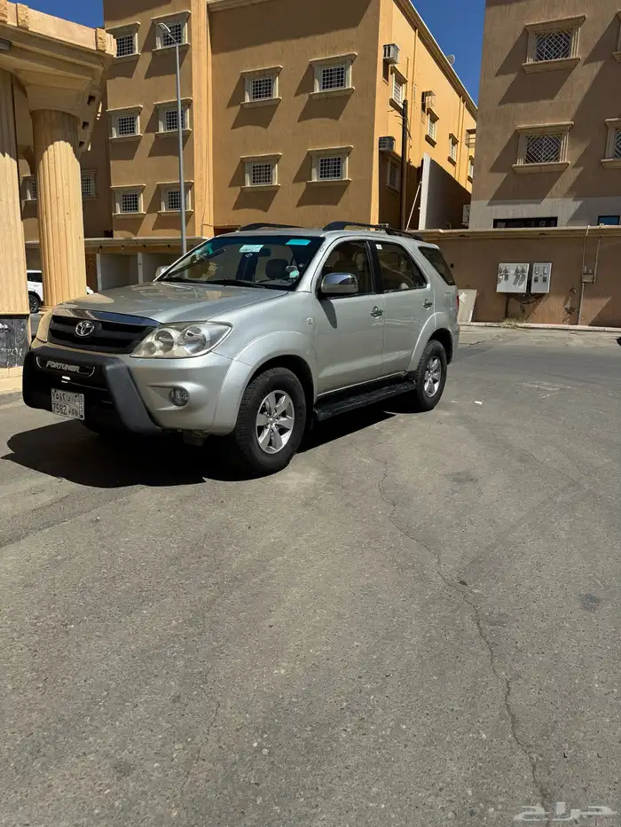 تويوتا فورتشنر2008 1
