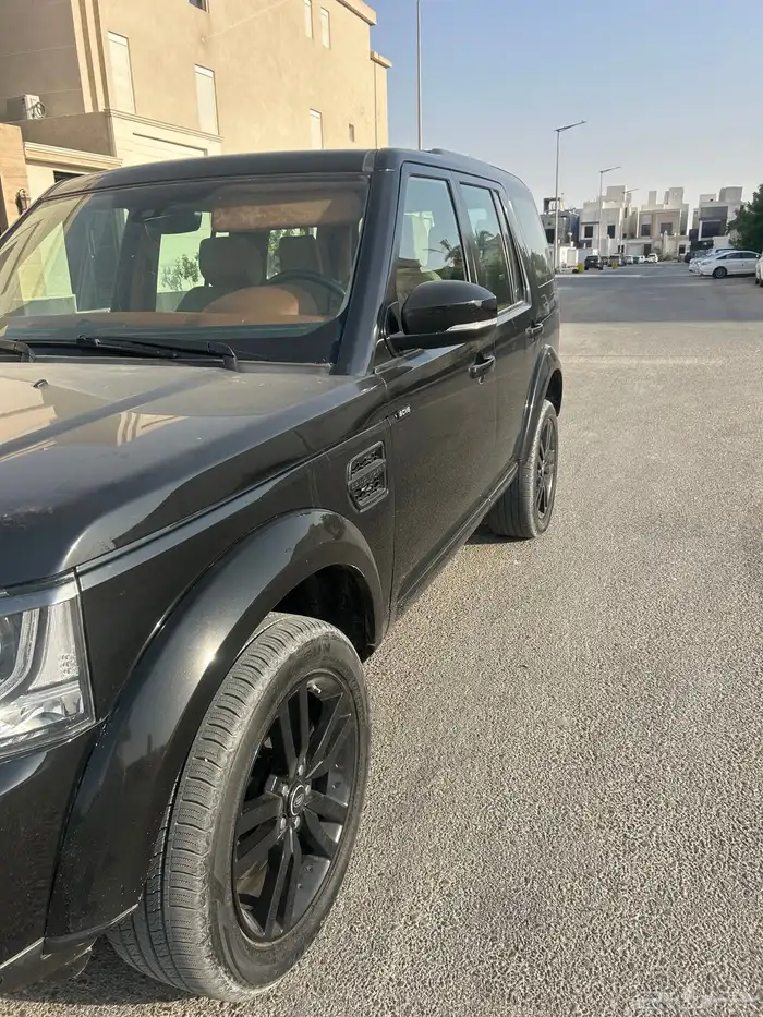 لاند روفر ديسكفري موديل 2015 4