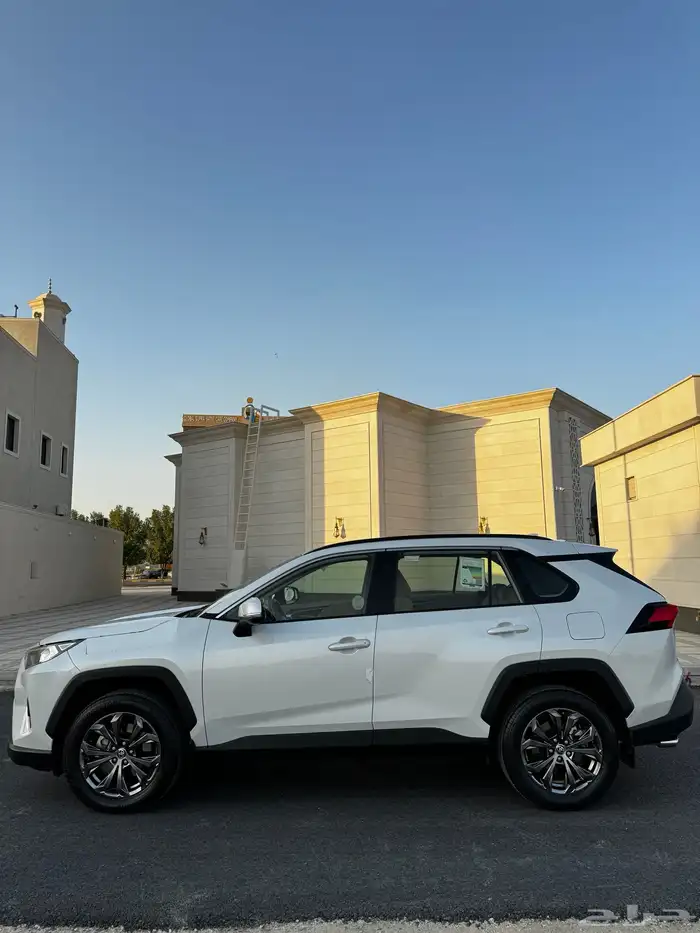 راف فور 2023 فل كامل سعودي 10