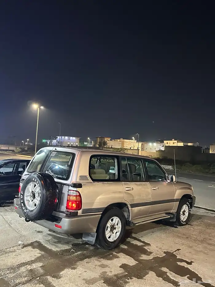 للبيع لاندكروزر جي اكس ار 5