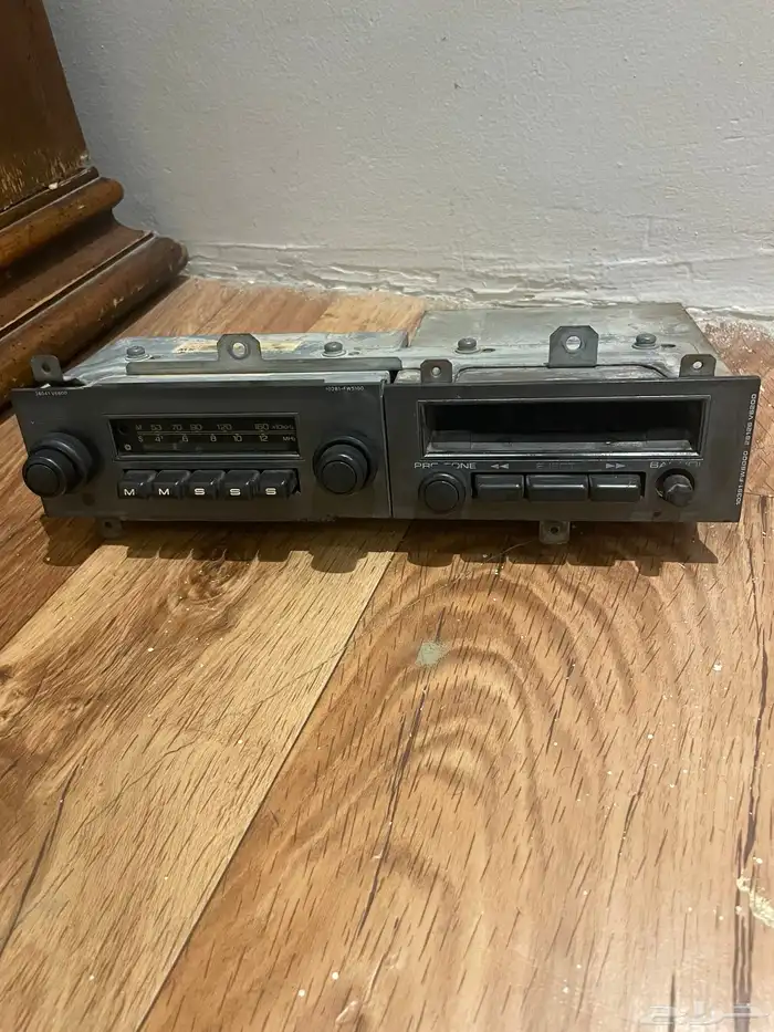 للبيع مسجل و كاست نيسان سيدرك موديل 82 0