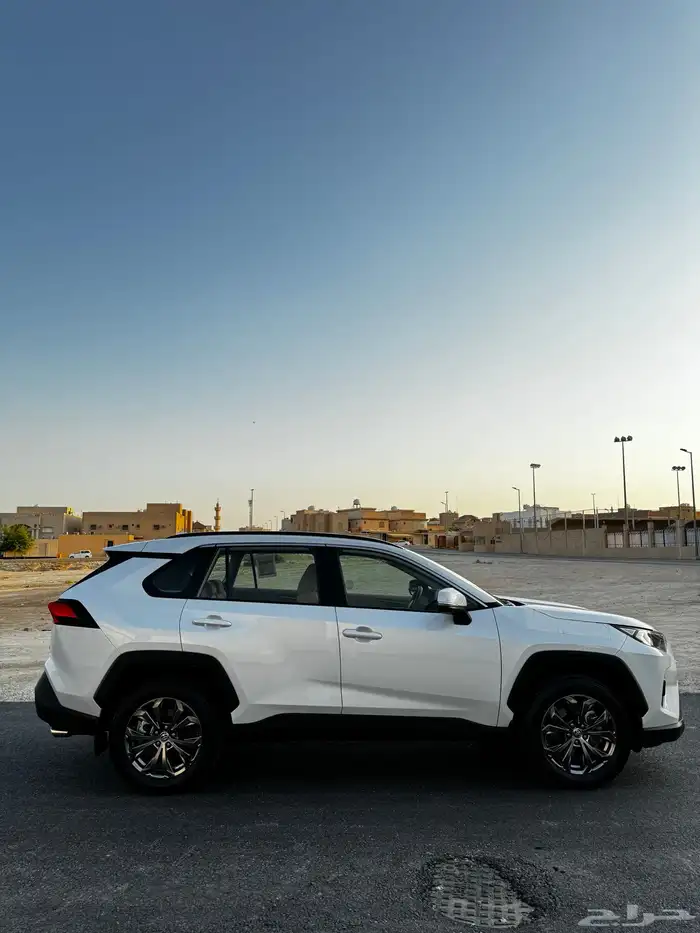 راف فور 2023 فل كامل سعودي 19