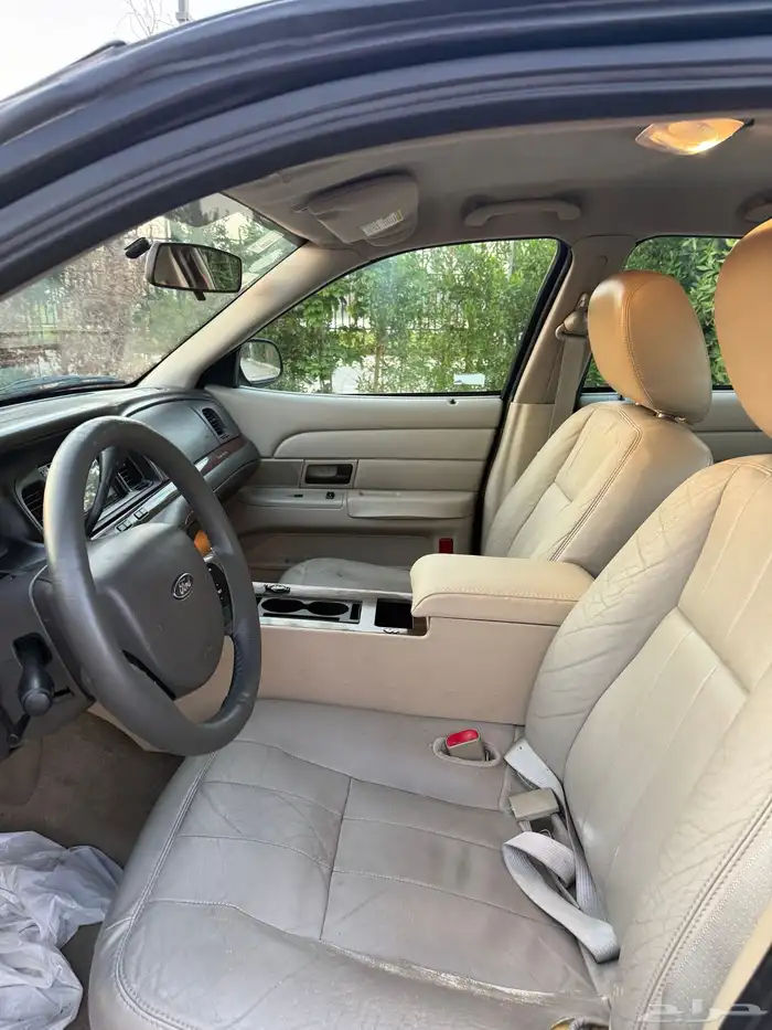 فورد فكتوريا 2011 نظيف جدا 34