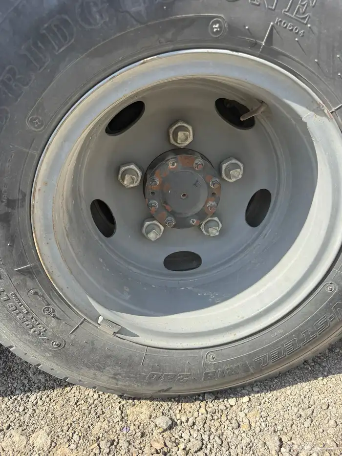 باص كوستر مخزن bus 4